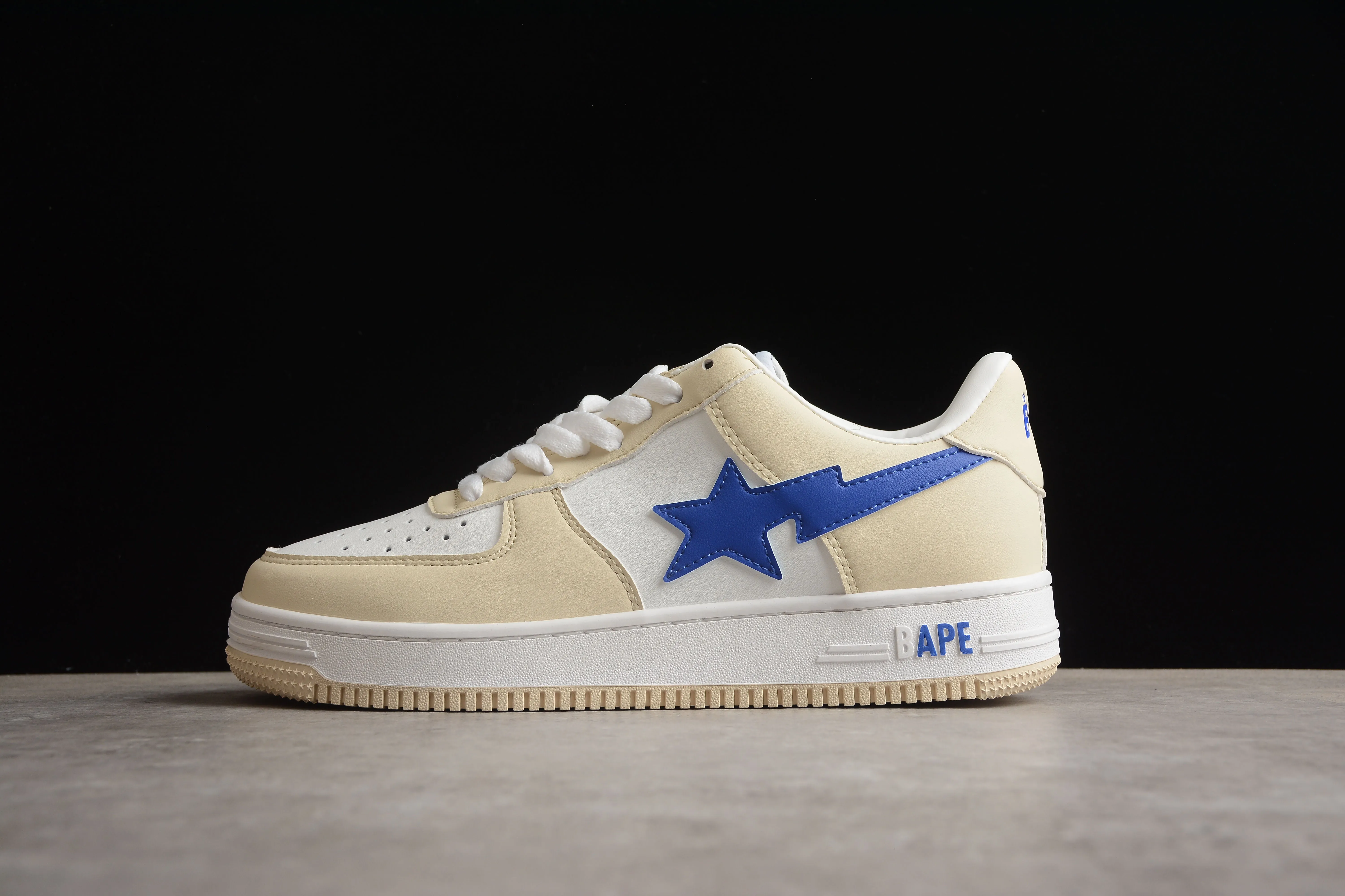 BAPE STA Low-Top Sneakers in Cream and Blue