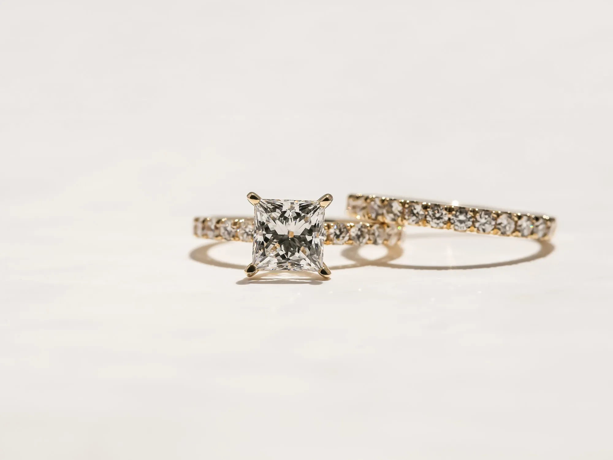 Floating Princess Diamond Flame Prongs Bridal Set