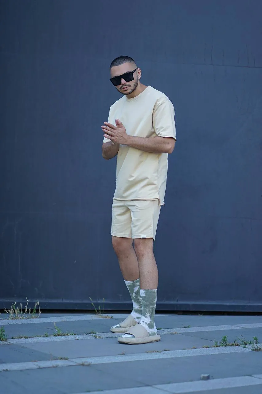 Sneakerjeans Cream Shorts Jogger Set ES93