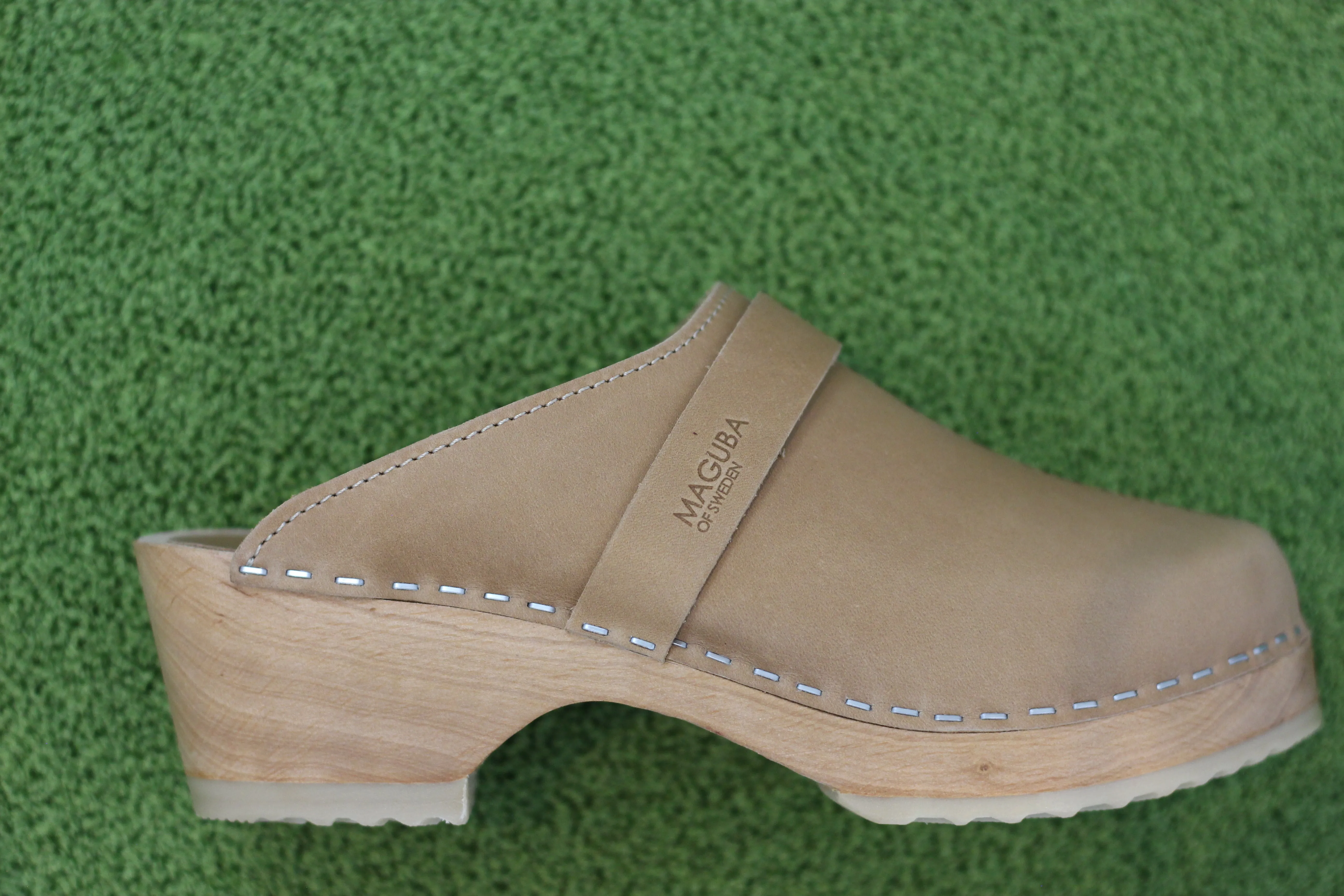 Women's Berkeley Clog - Light Tan Leather